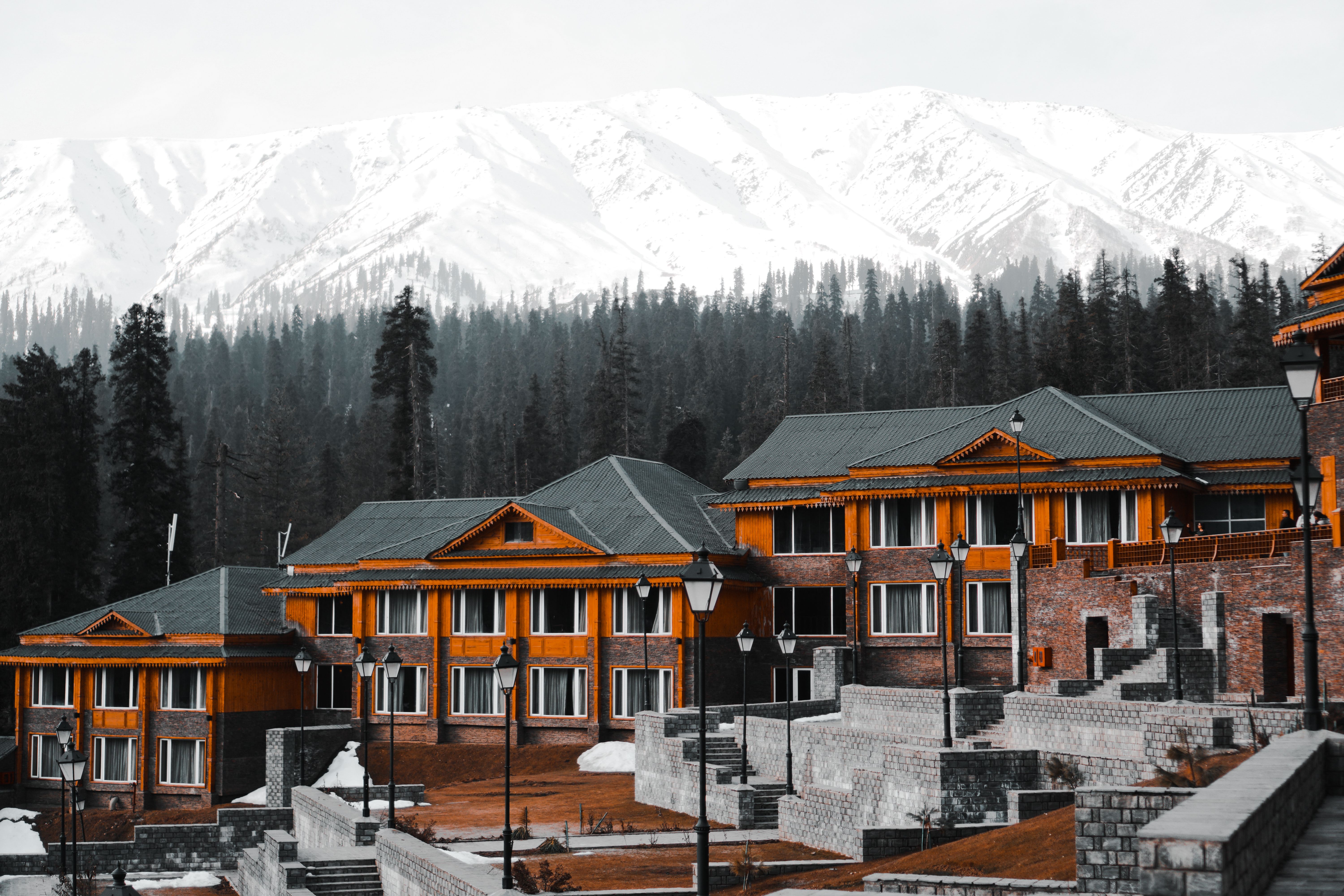 Luxury Kashmir Retreat